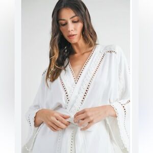 Mable White Emboridered Open Cardigan/Jacket with Belt Size Small